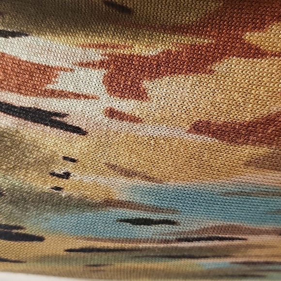 Multicolor Abstract Patterned Shawl - Picture 8 of 13